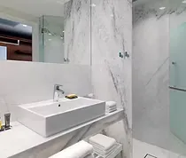atham-bathroom-0019-hor-clsc