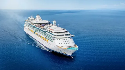 How Travel Advisors in Peoria Help Plan Cruise Vacations 1 Travel Advisors in Peoria Help Plan Cruise Vacations
